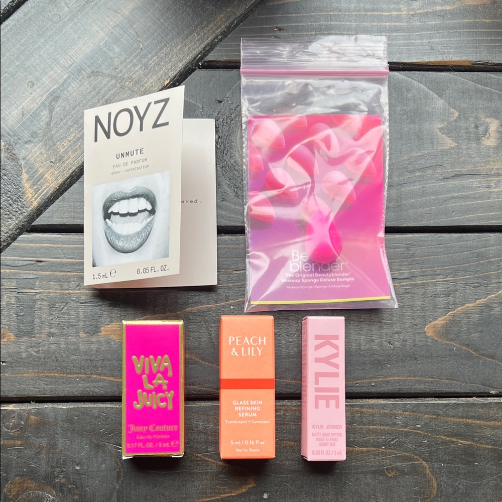 Beauty, Fragrance and Makeup Lot